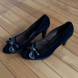 Peter Kaiser Black Suede Bow Heels Pumps Women Size 8.5